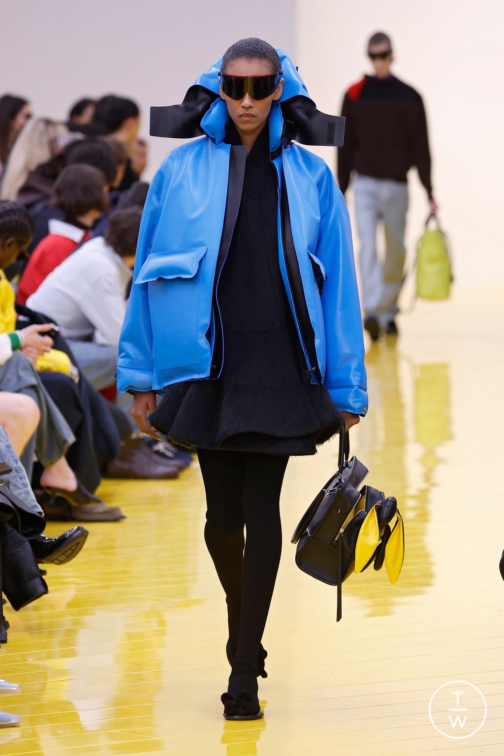 Fashion Week Paris Fall/Winter 2026 look 14 from the Loewe collection womenswear