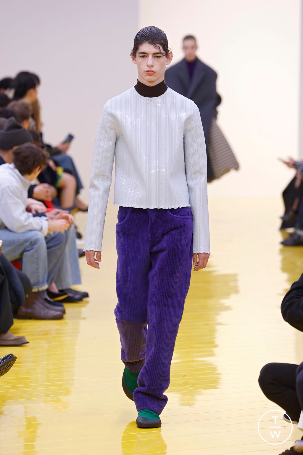 Fashion Week Paris Fall/Winter 2026 look 62 from the Loewe collection womenswear