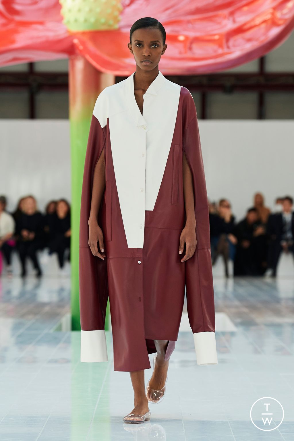 Fashion Week Paris Spring/Summer 2023 look 26 from the Loewe collection 女装