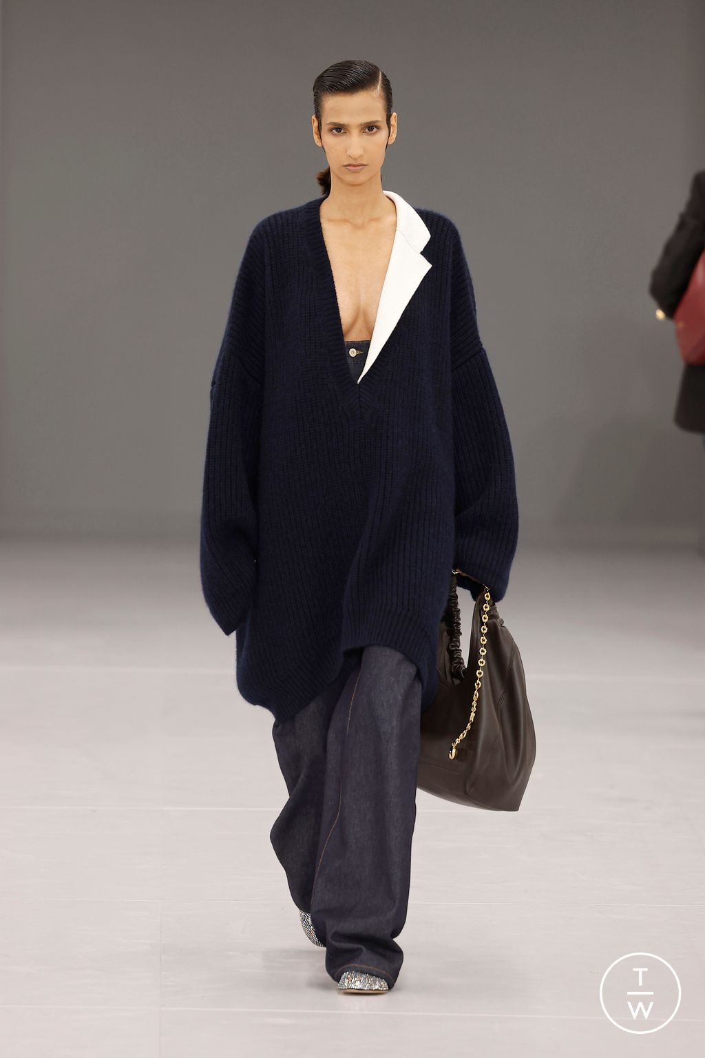 Fashion Week Paris Spring/Summer 2024 look 11 de la collection Loewe womenswear