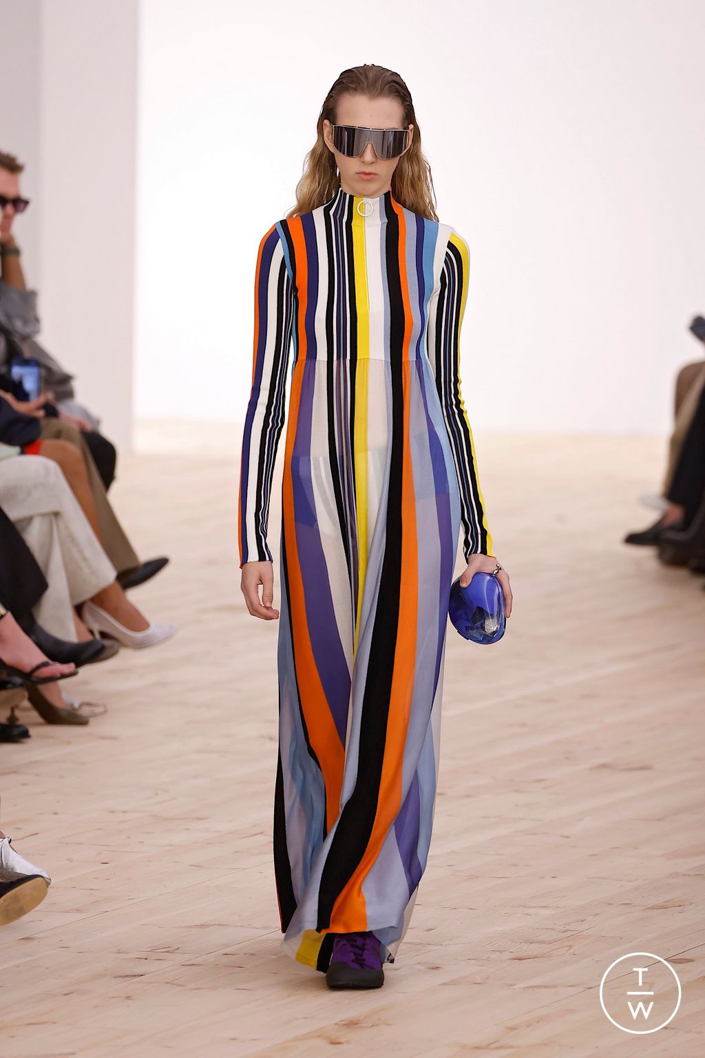 Fashion Week Paris Spring/Summer 2026 look 22 from the Loewe collection womenswear