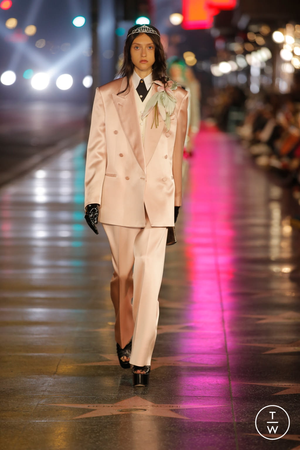 Fashion Week Milan Spring/Summer 2022 look 2 from the Gucci collection 女装