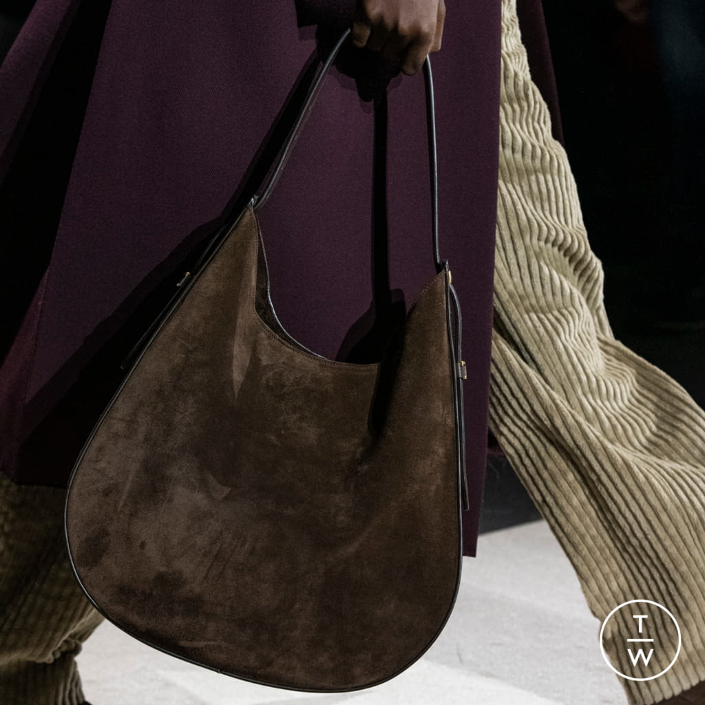 Fashion Week Milan Fall/Winter 2020 look 2 from the Tod's collection womenswear accessories