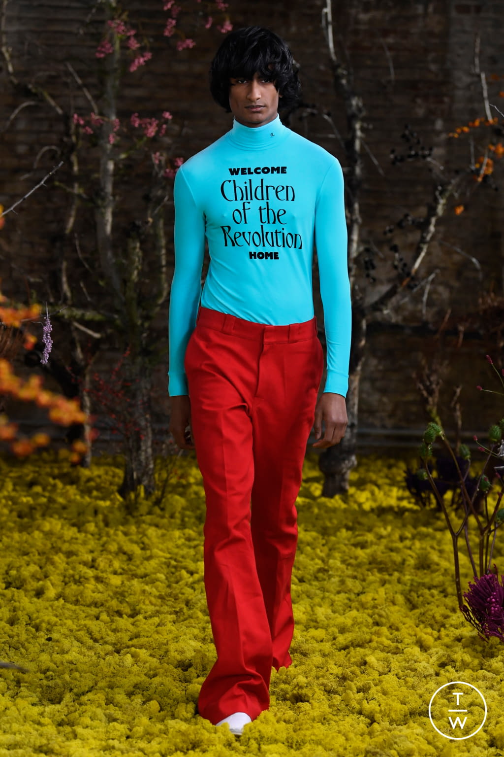 Fashion Week Paris Spring/Summer 2021 look 1 de la collection Raf Simons womenswear
