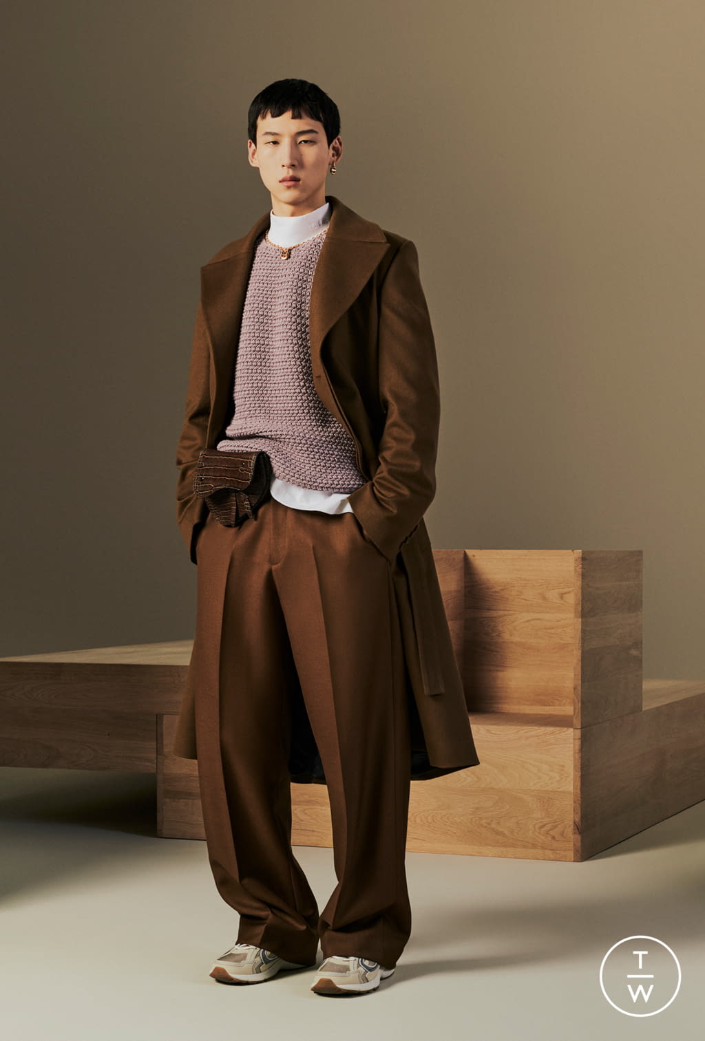 Fashion Week Paris Resort 2022 look 1 from the Dior Men collection 男装