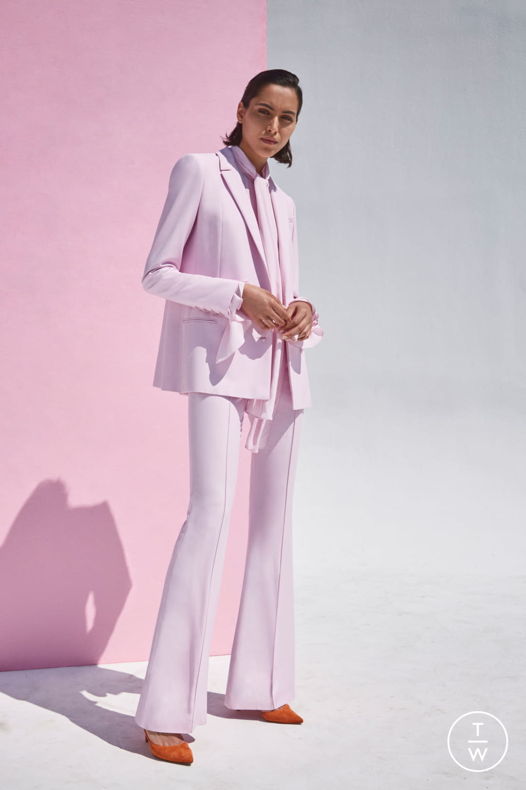 Fashion Week Paris Resort 2020 look 1 from the Paule Ka collection 女装