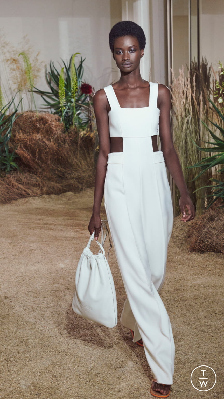 Fashion Week Paris Resort 2019 look 1 from the Hermès collection womenswear