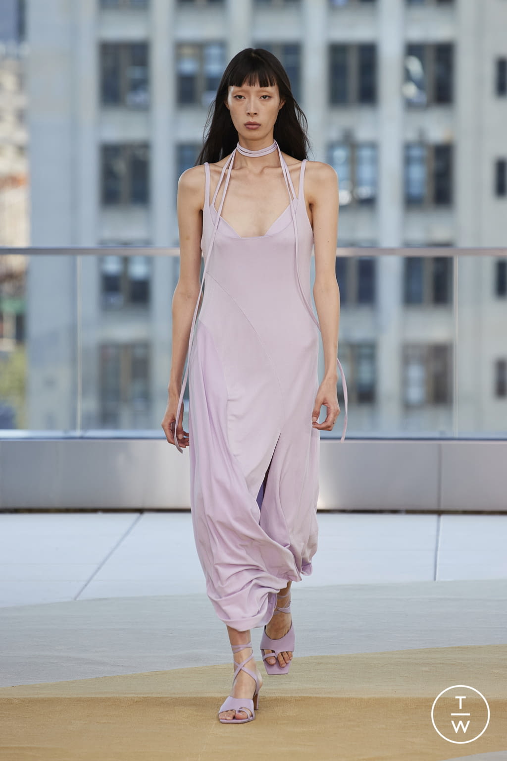 Fashion Week New York Spring/Summer 2022 look 2 from the Jonathan Simkhai collection womenswear