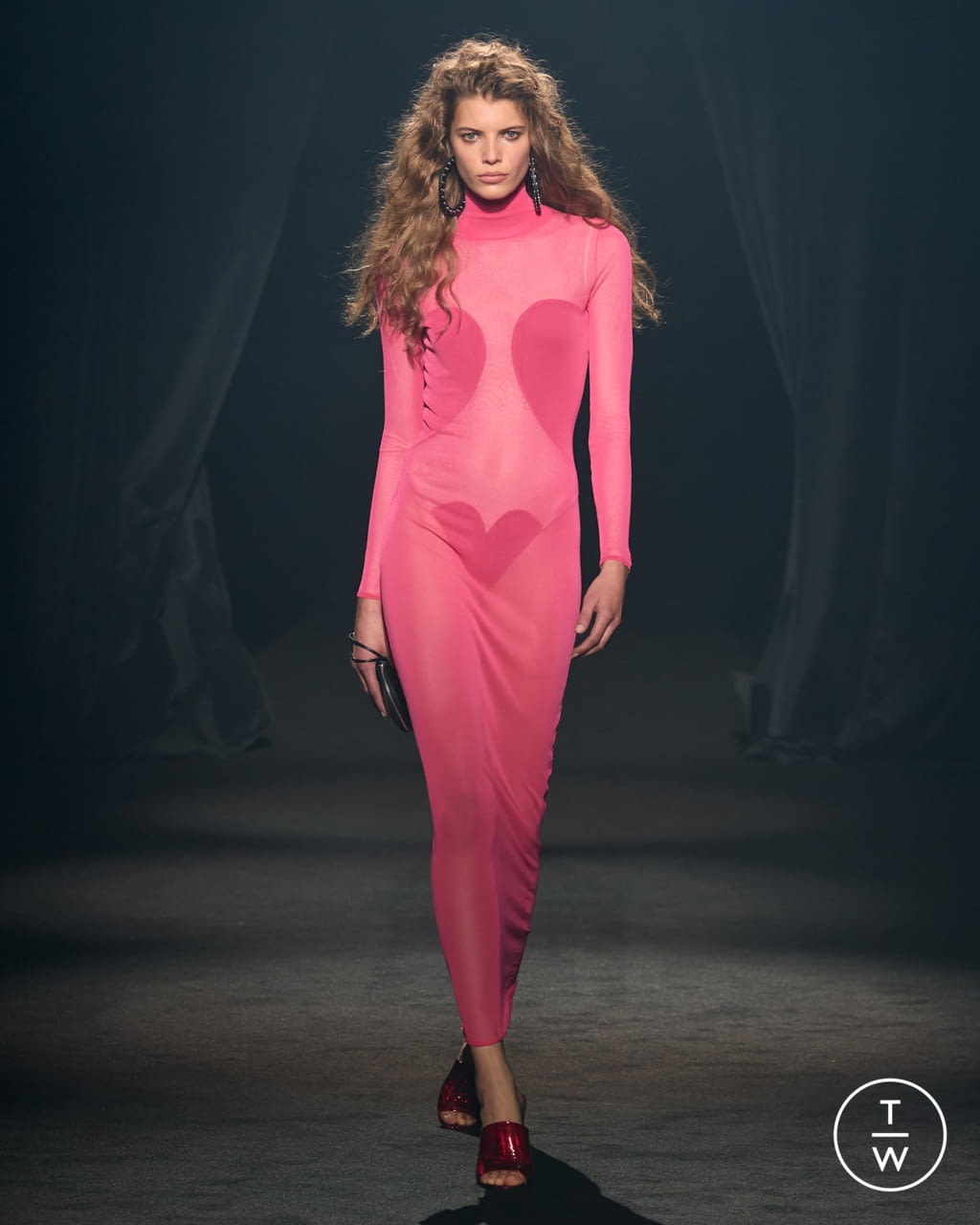 Fashion Week Paris Spring/Summer 2022 look 2 de la collection AZ Factory womenswear