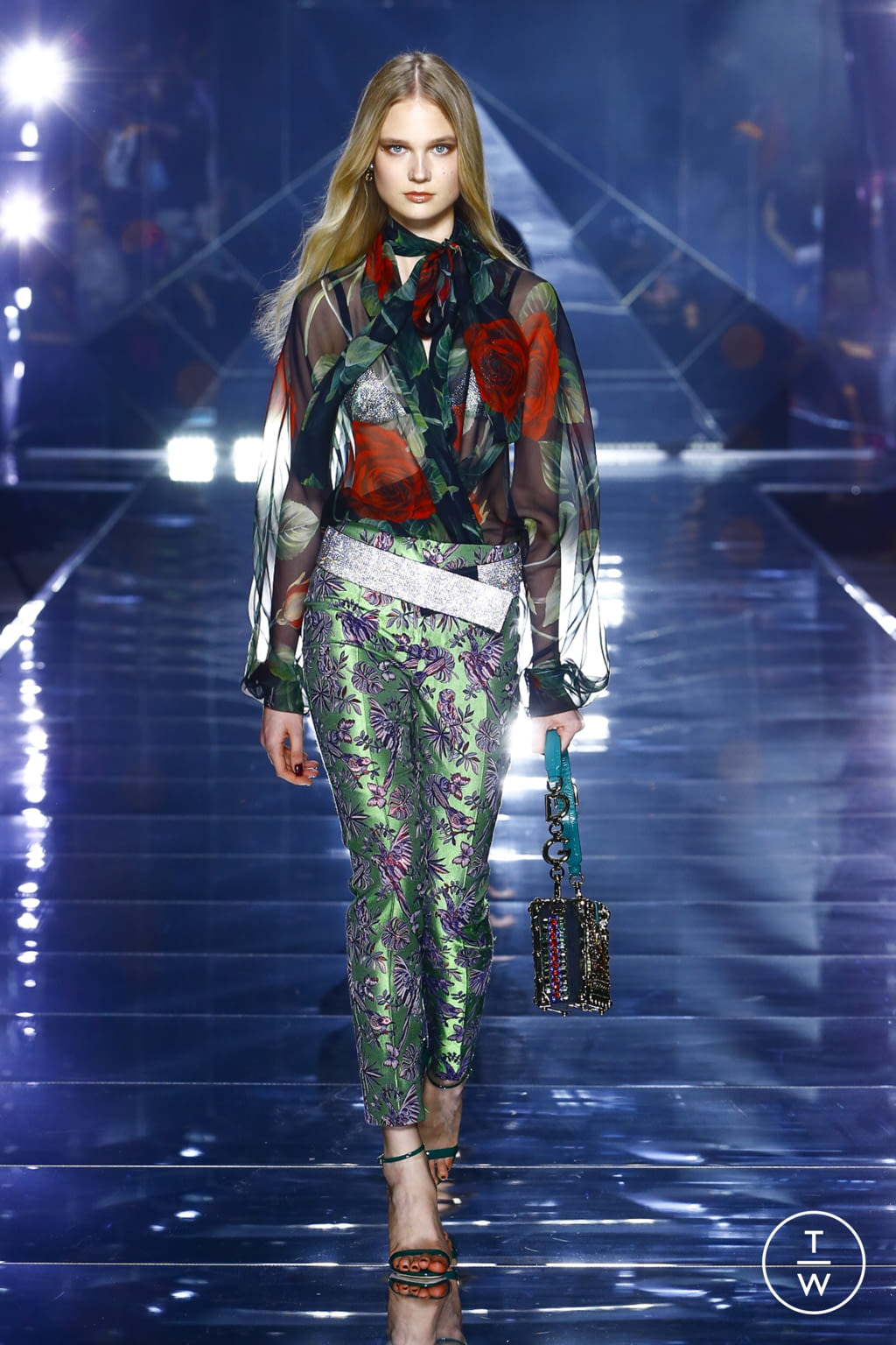 Fashion Week Milan Spring/Summer 2022 look 27 de la collection Dolce & Gabbana womenswear