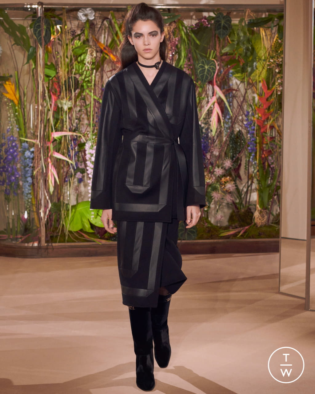 Fashion Week Paris Pre-Fall 2019 look 3 from the Hermès collection 女装
