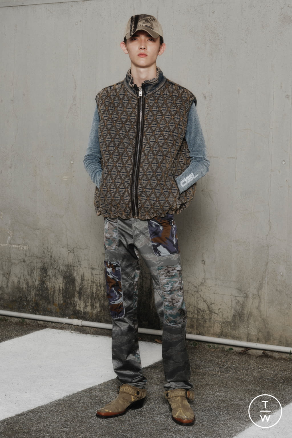 Fashion Week Milan Spring/Summer 2022 look 41 from the DIESEL collection 男装