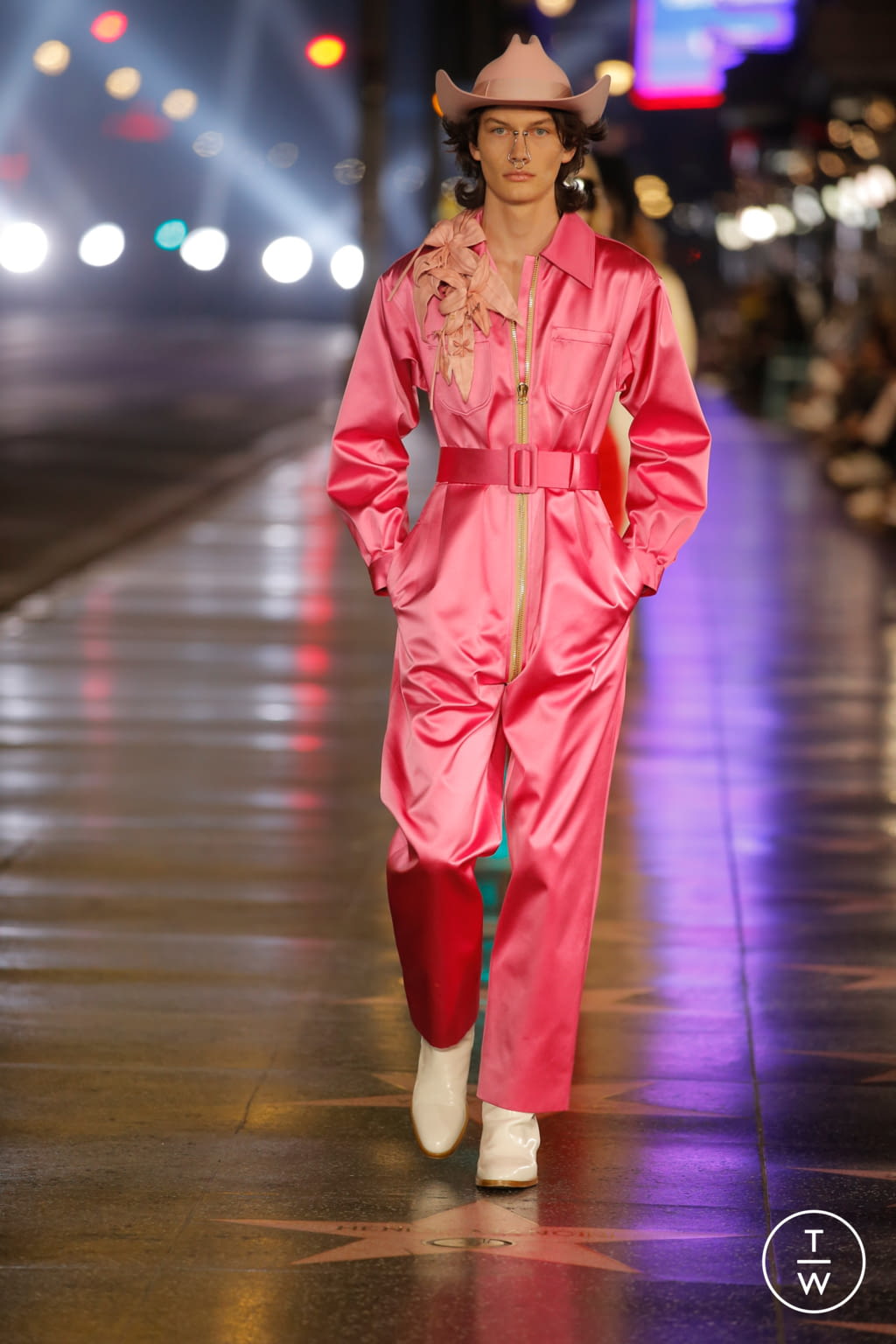 Fashion Week Milan Spring/Summer 2022 look 42 from the Gucci collection 女装