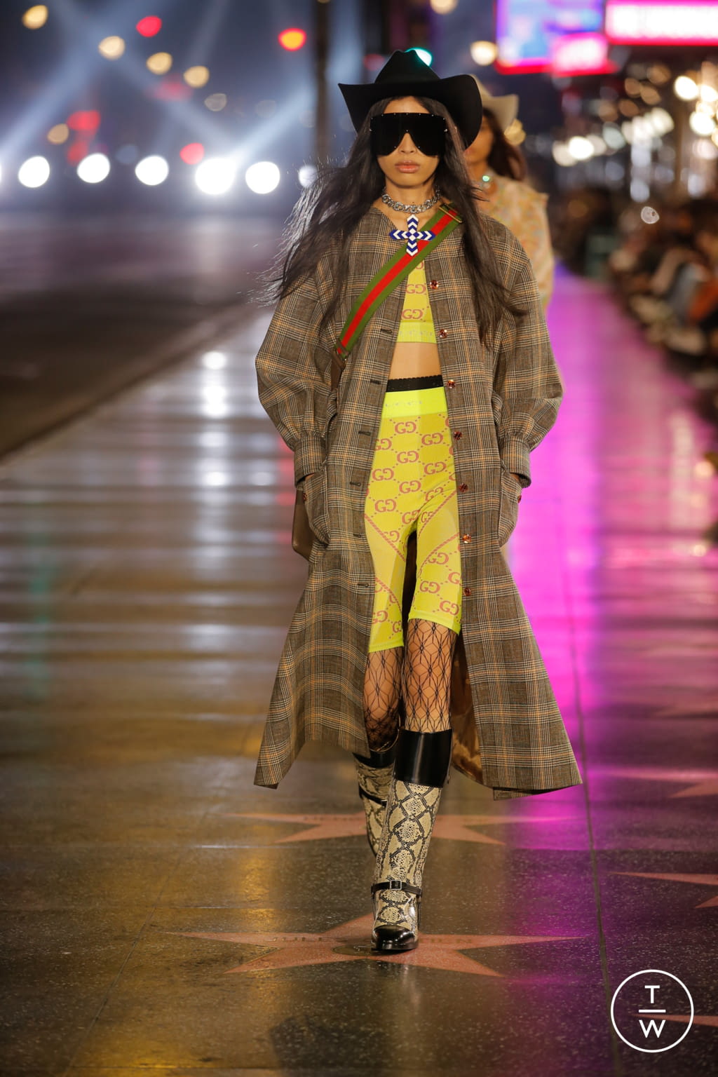 Fashion Week Milan Spring/Summer 2022 look 72 from the Gucci collection womenswear