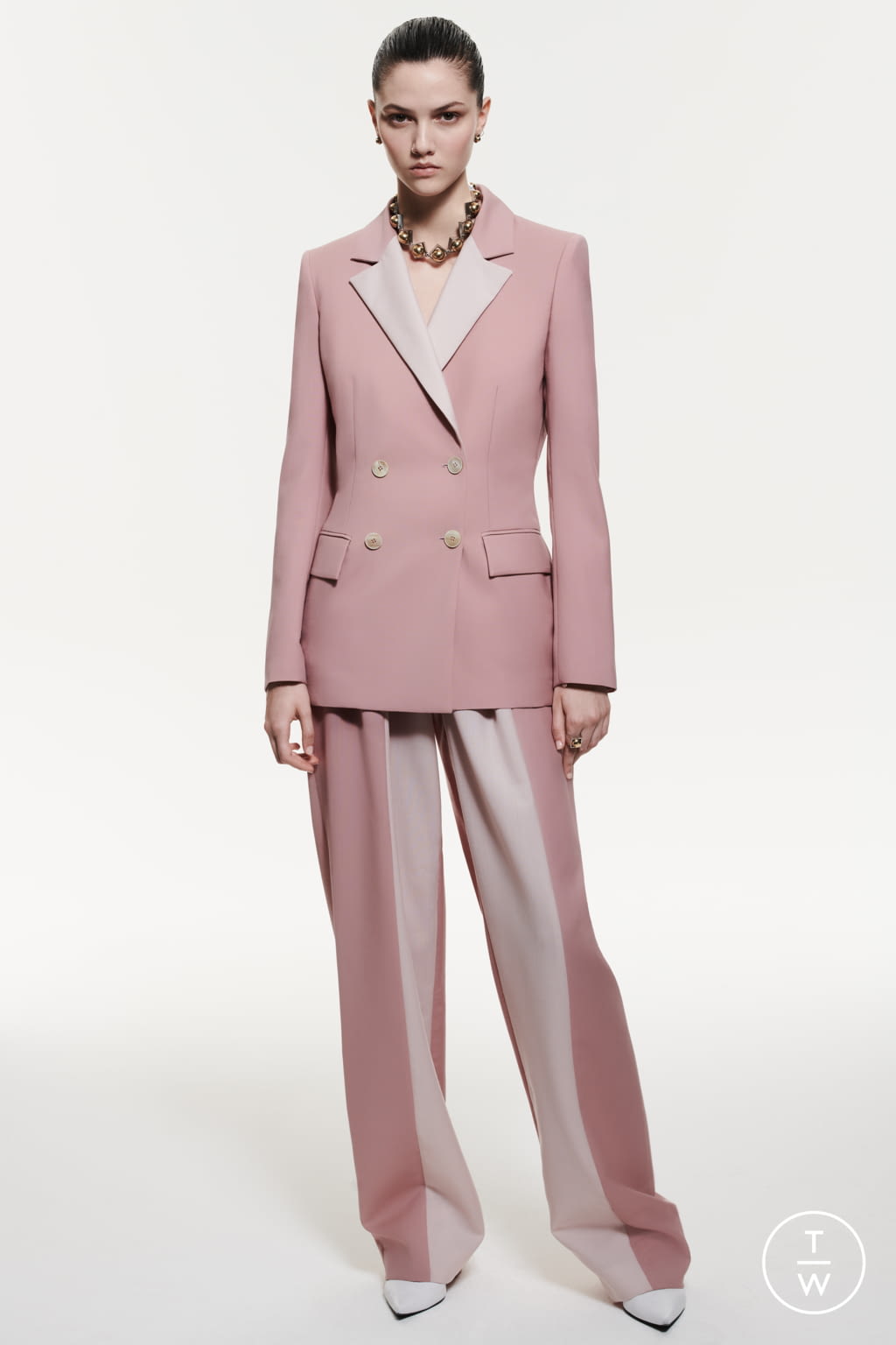 Fashion Week Milan Resort 2022 look 8 from the Ports 1961 collection 女装