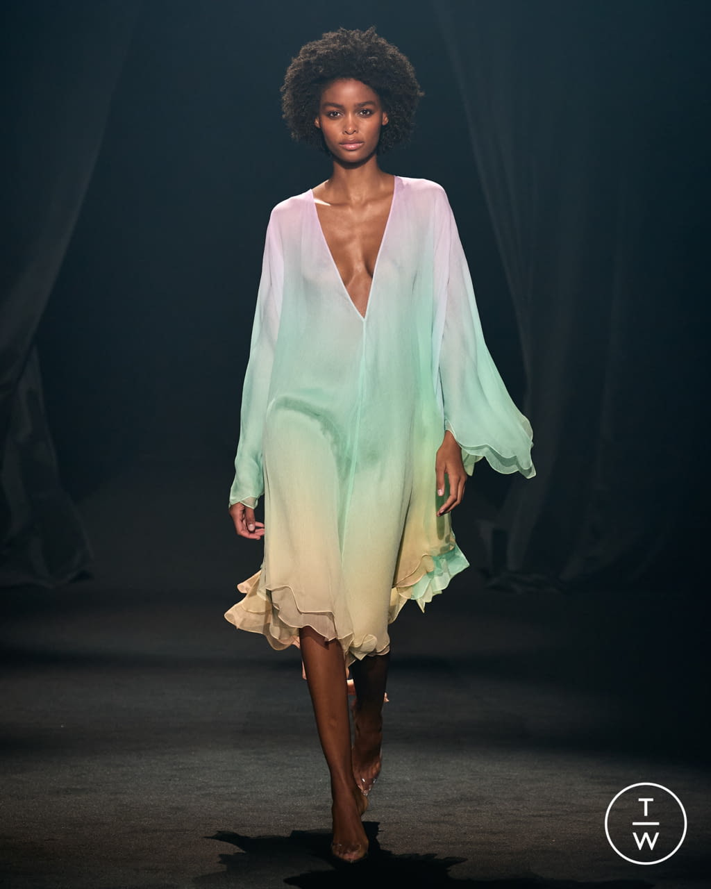 Fashion Week Paris Spring/Summer 2022 look 8 from the AZ Factory collection womenswear