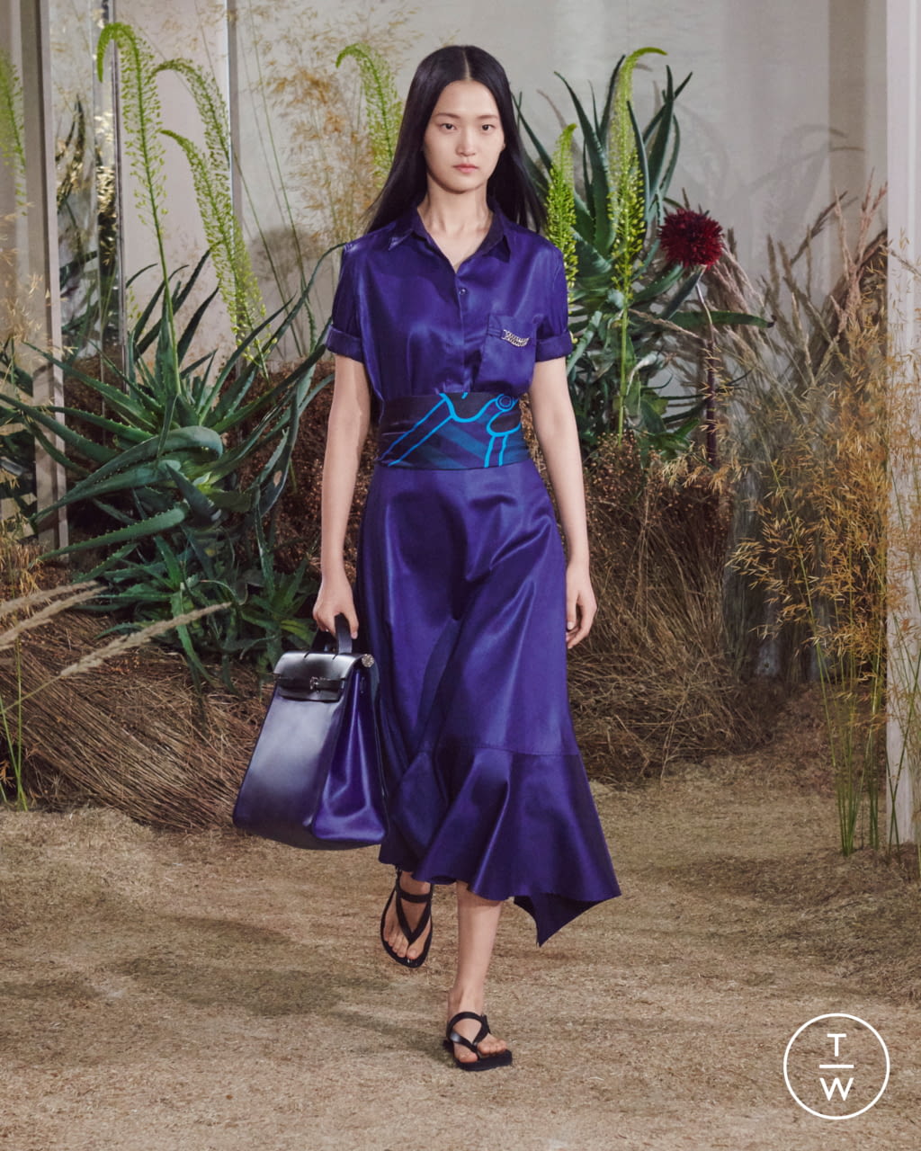 Fashion Week Paris Resort 2019 look 8 from the Hermès collection 女装