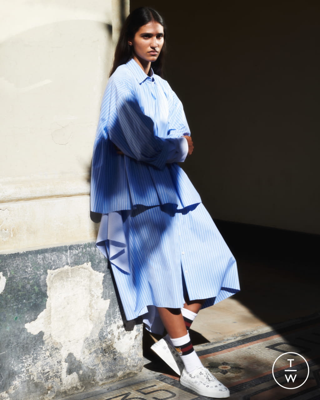Fashion Week Paris Spring/Summer 2021 look 8 from the Maison Kitsuné collection 女装