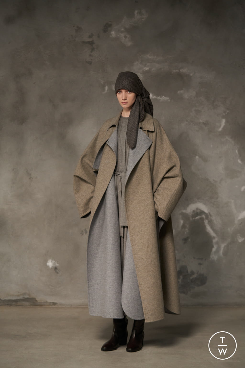 Fashion Week Milan Fall/Winter 2021 look 9 de la collection Calcaterra womenswear