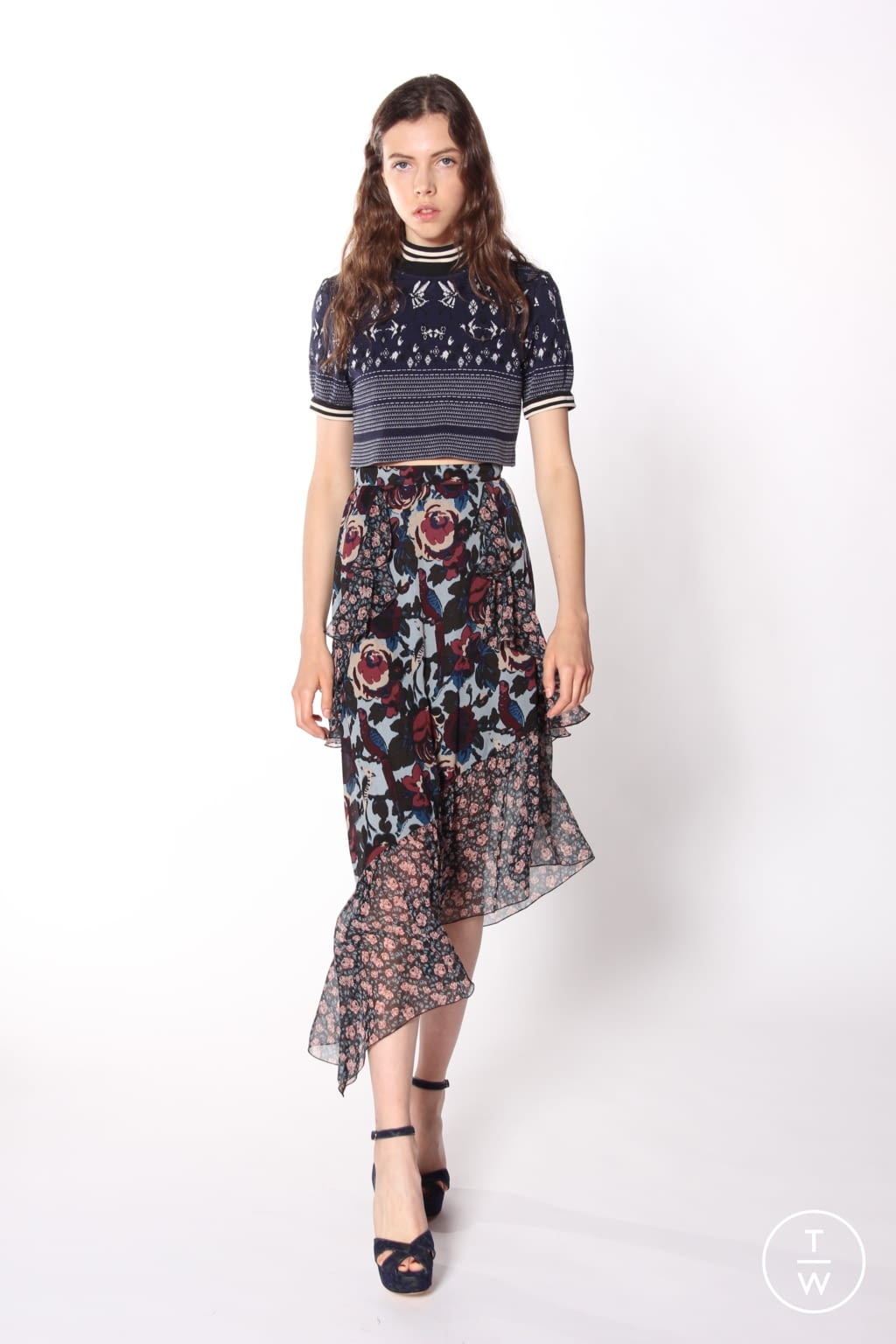 Fashion Week New York Resort 2018 look 1 de la collection Anna Sui womenswear