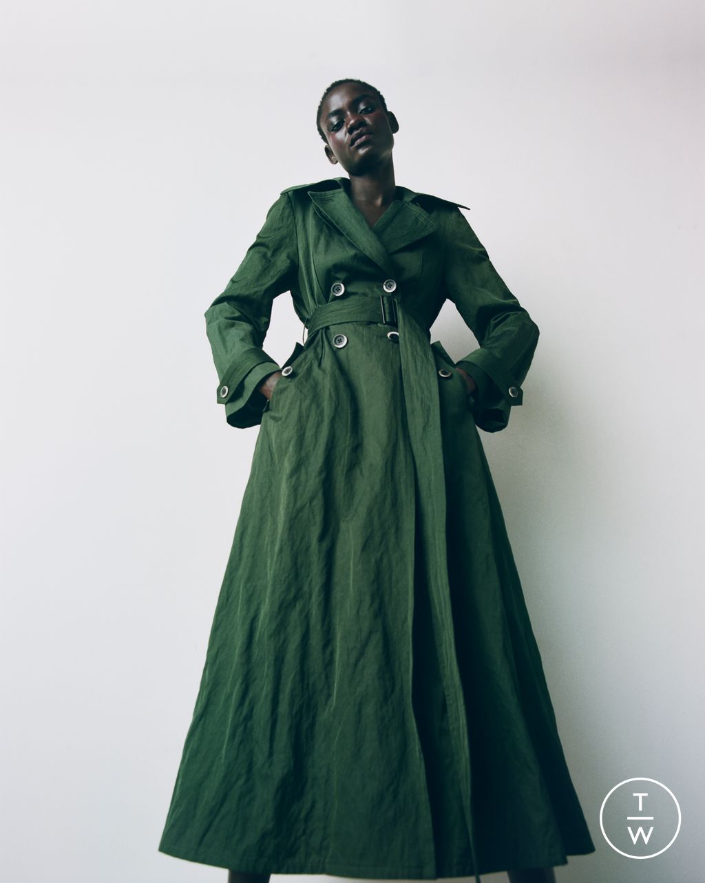Fashion Week New York Pre-Fall 2022 look 1 from the Jason Wu collection womenswear