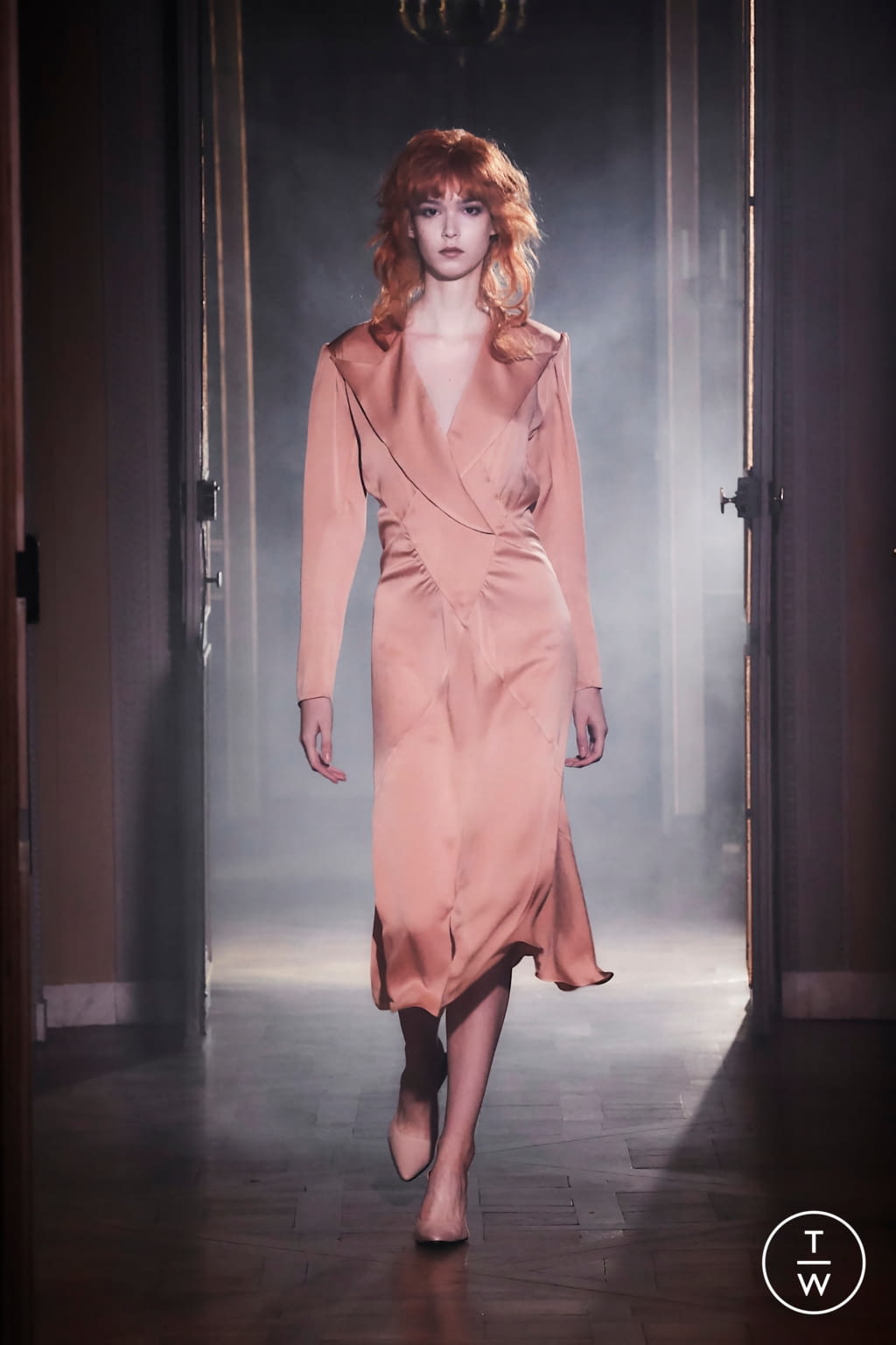 Fashion Week Paris Spring/Summer 2021 look 10 from the Olivier Theyskens collection womenswear