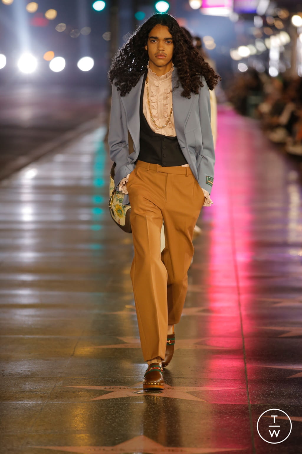 Fashion Week Milan Spring/Summer 2022 look 104 from the Gucci collection 女装