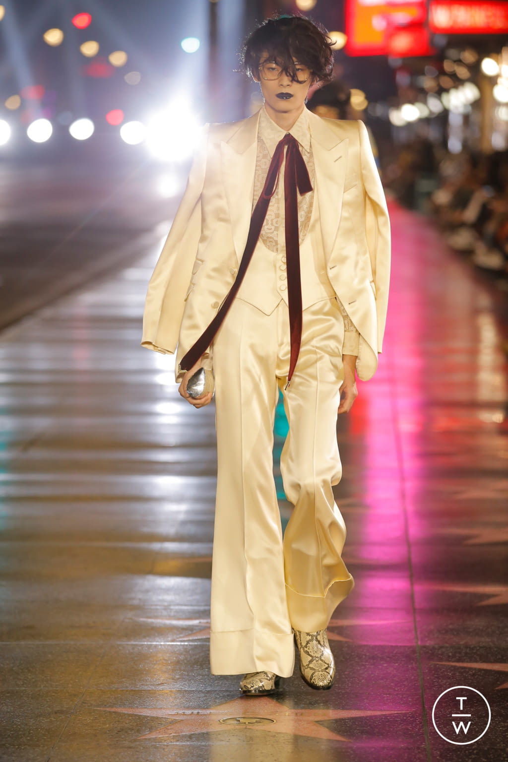 Fashion Week Milan Spring/Summer 2022 look 105 from the Gucci collection womenswear