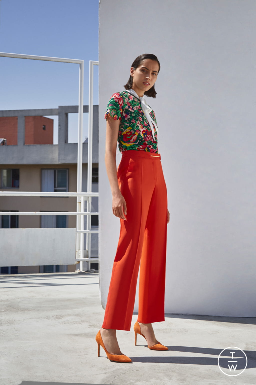 Fashion Week Paris Resort 2020 look 10 from the Paule Ka collection 女装