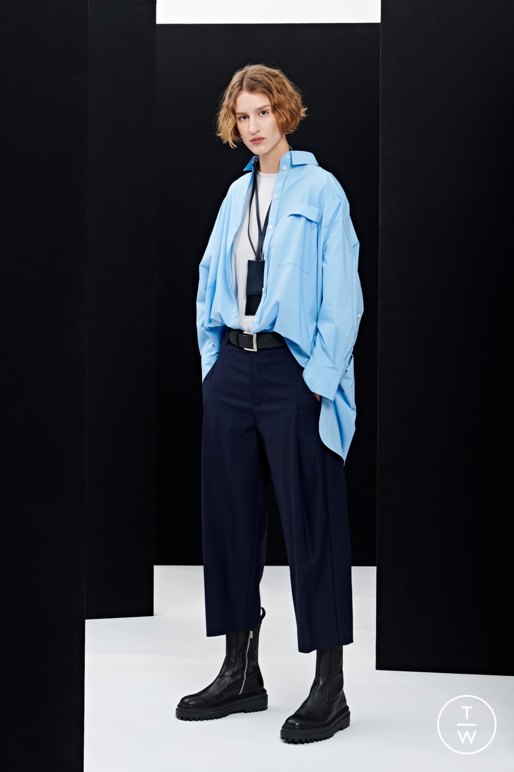 Fashion Week Paris Pre-Fall 2021 look 11 from the Nehera collection 女装