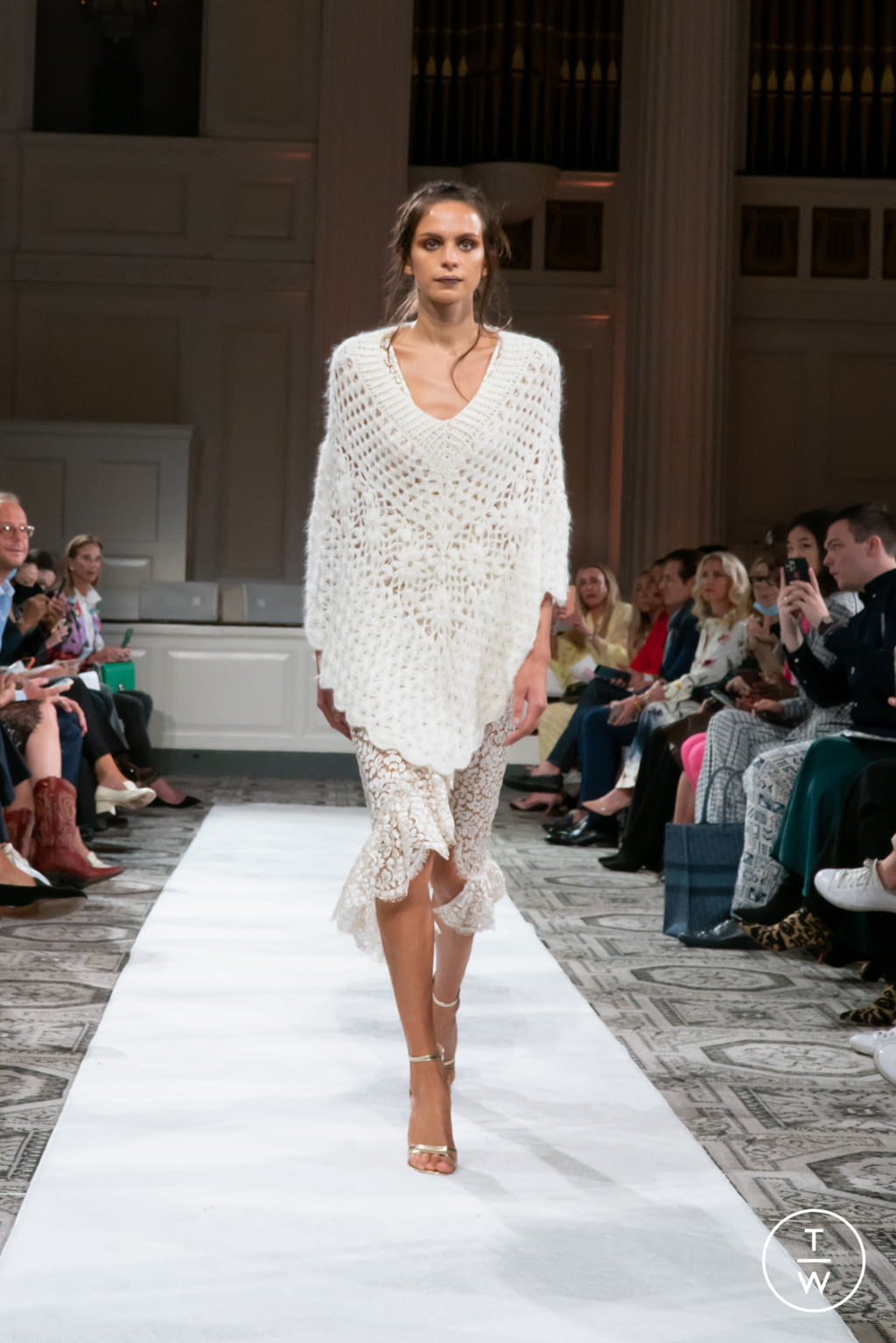 Fashion Week New York Spring/Summer 2022 look 11 de la collection Frederick Anderson womenswear