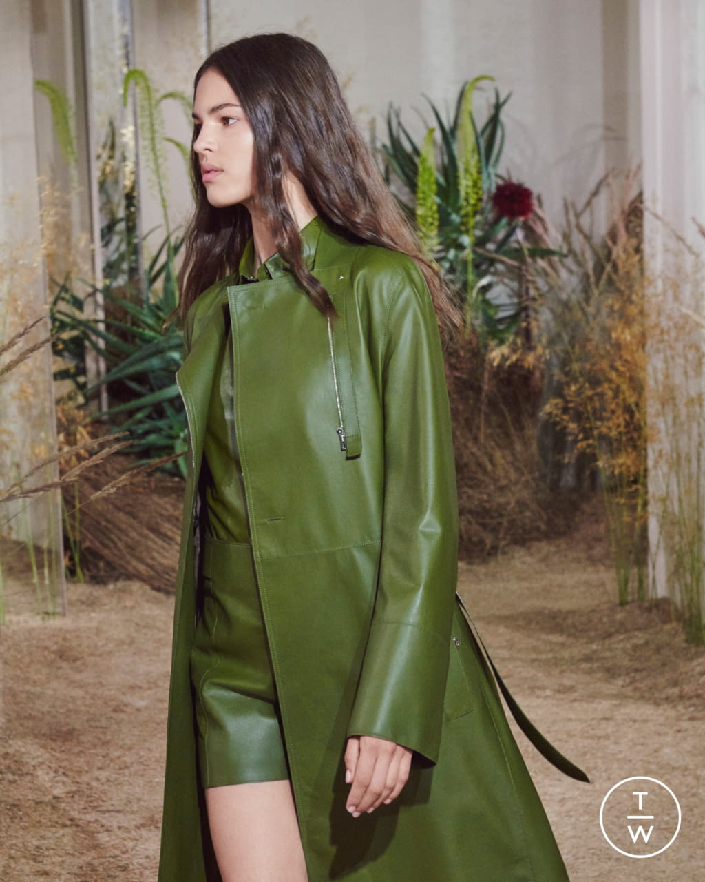 Fashion Week Paris Resort 2019 look 11 from the Hermès collection 女装