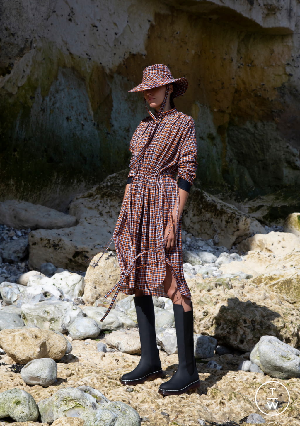 Fashion Week Paris Resort 2020 look 12 from the Cédric Charlier collection 女装