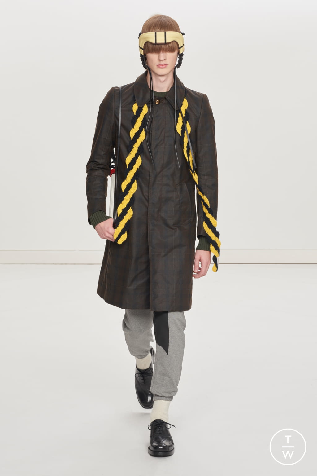 Fashion Week London Spring/Summer 2021 look 12 from the Stefan Cooke collection menswear