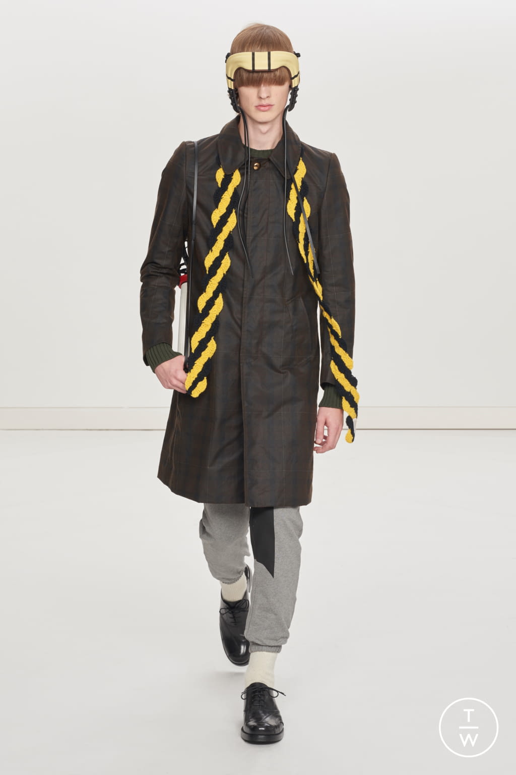 Fashion Week London Spring/Summer 2021 look 12 de la collection Stefan Cooke menswear