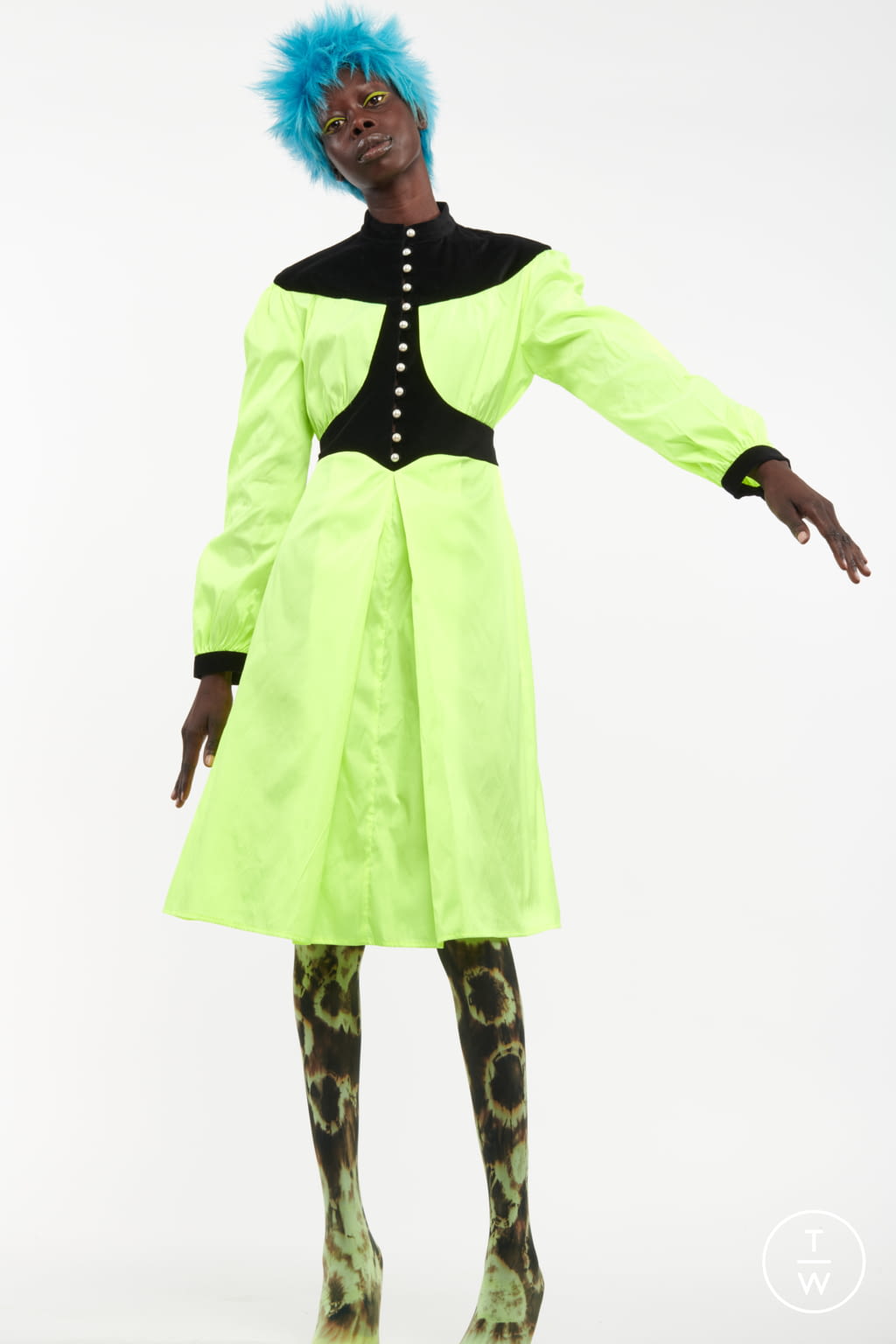 Fashion Week New York Pre-Fall 2022 look 12 from the Batsheva collection womenswear