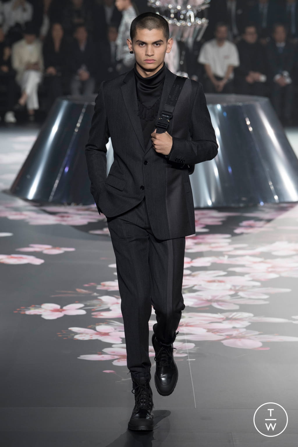 Fashion Week New York Pre-Fall 2019 look 13 from the Dior Homme collection menswear