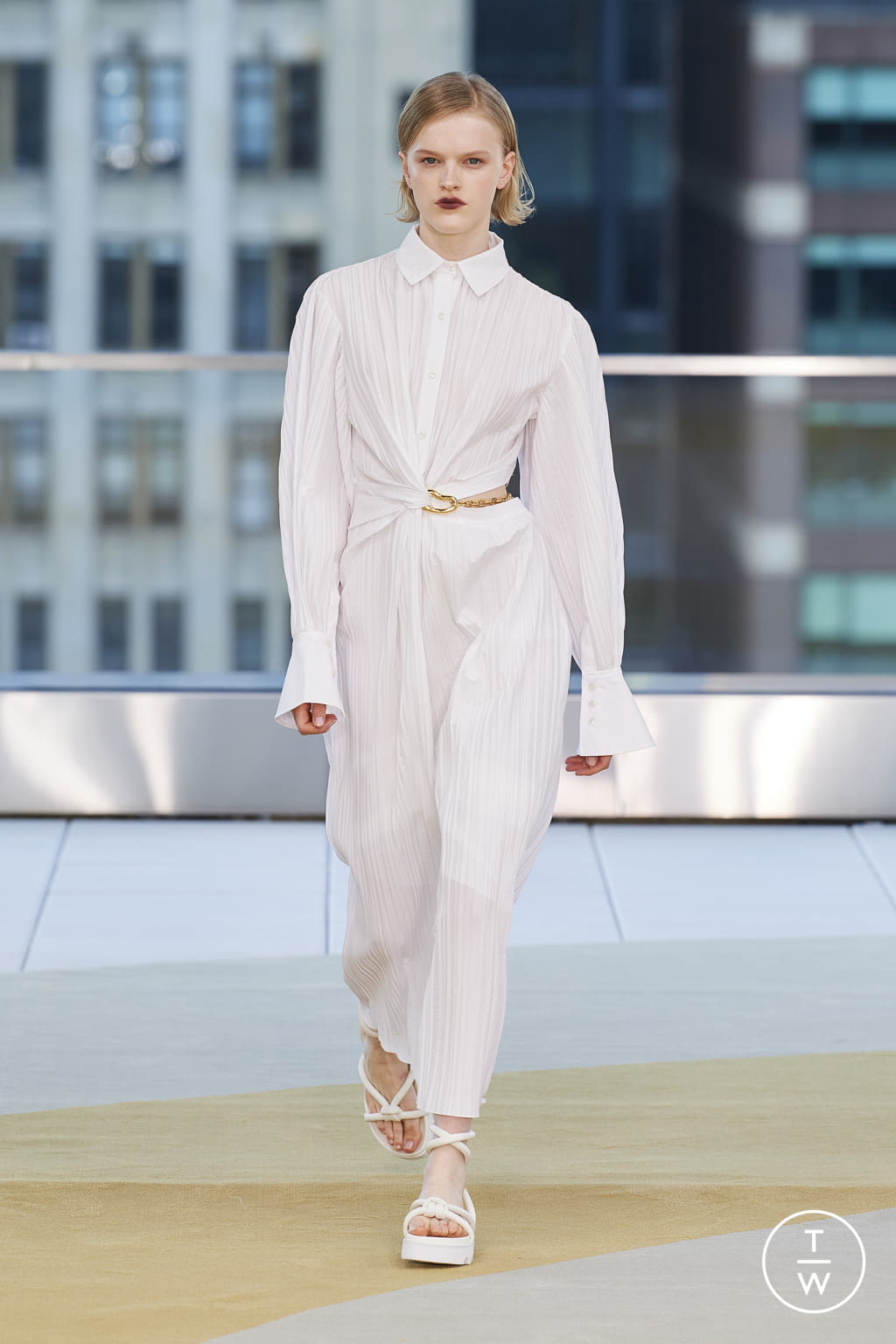 Fashion Week New York Spring/Summer 2022 look 13 from the Jonathan Simkhai collection womenswear
