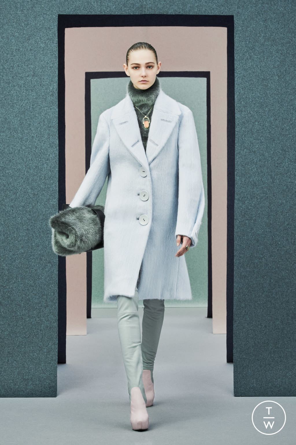 Fashion Week Milan Fall/Winter 2021 look 13 from the Ports 1961 collection womenswear