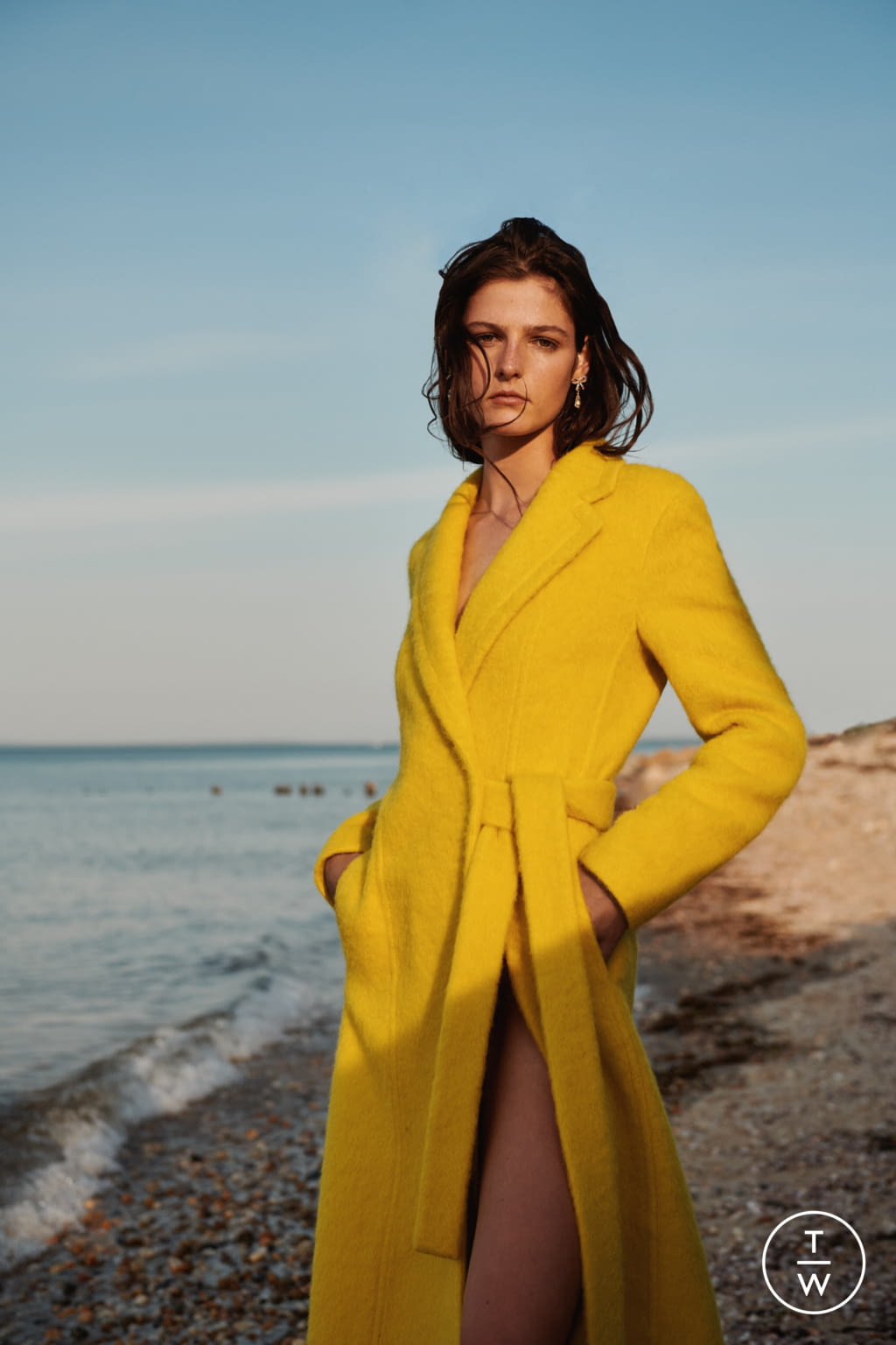Fashion Week New York Resort 2022 look 13 from the Oscar de la Renta collection womenswear