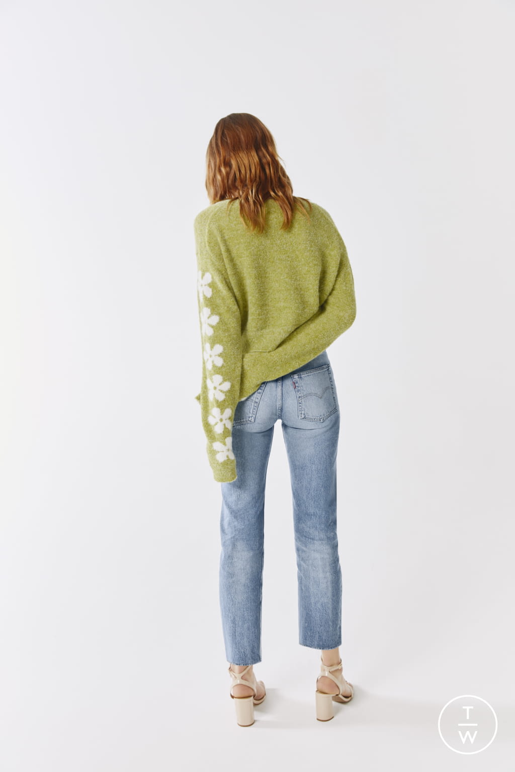 Fashion Week Paris Spring/Summer 2022 look 23 from the LEVIS STORY TOLLING collection womenswear
