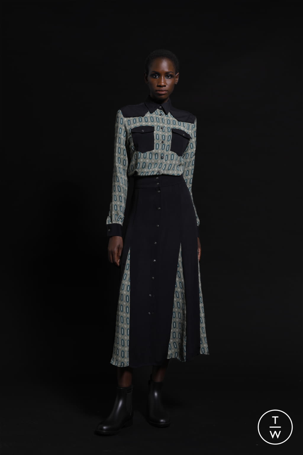Fashion Week Paris Fall/Winter 2021 look 13 de la collection Mimi Liberté by Michel Klein womenswear