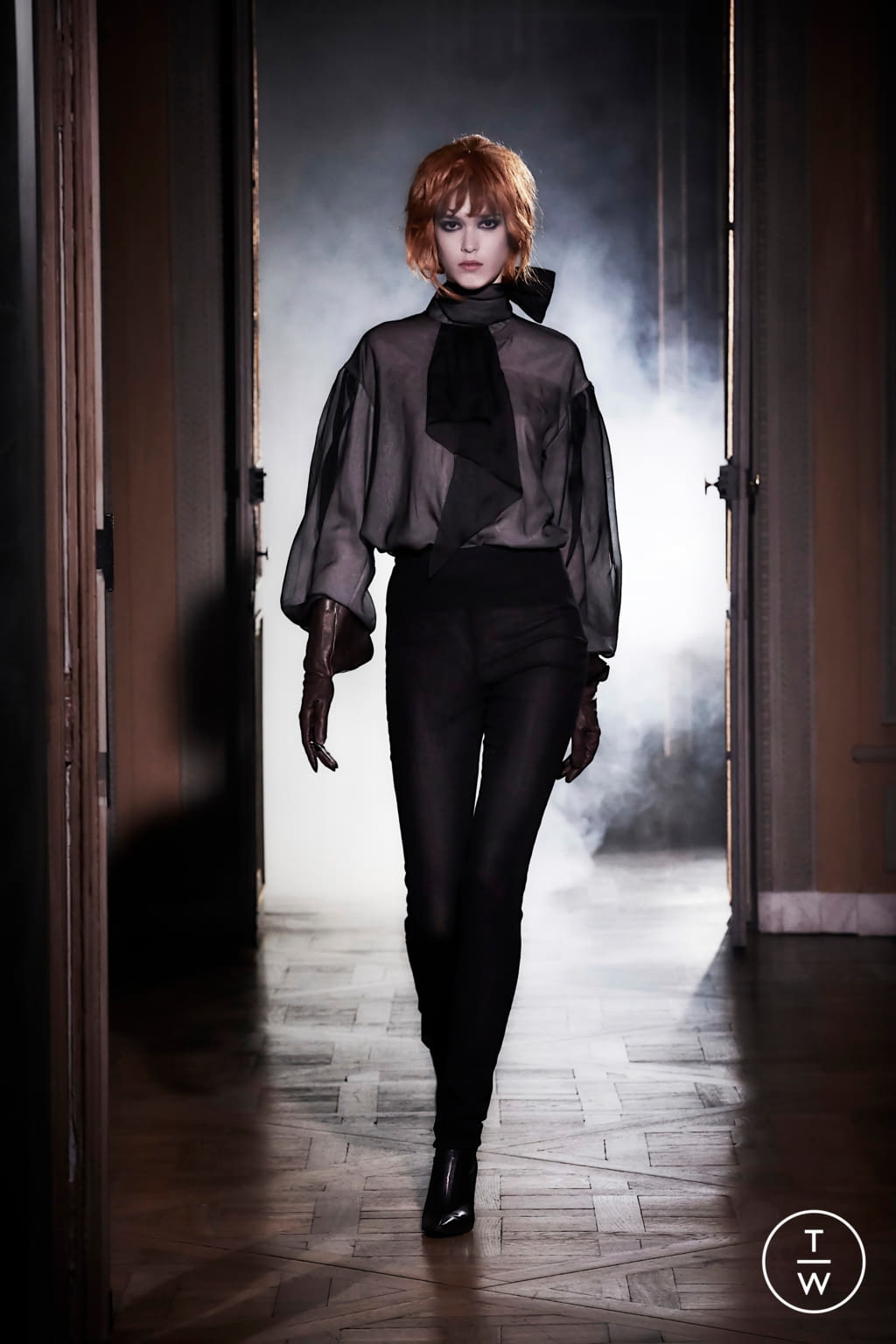 Fashion Week Paris Spring/Summer 2021 look 14 from the Olivier Theyskens collection womenswear