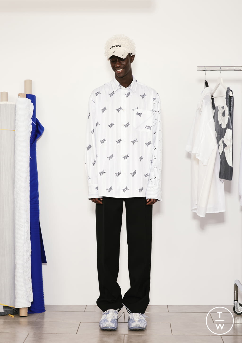 Fashion Week Paris Spring/Summer 2021 look 14 from the Botter collection menswear