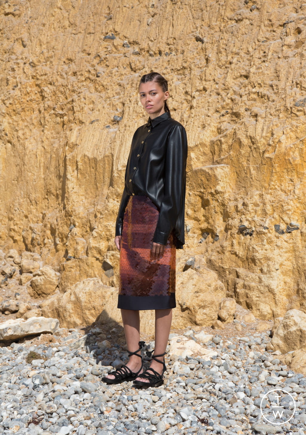 Fashion Week Paris Resort 2020 look 15 from the Cédric Charlier collection 女装