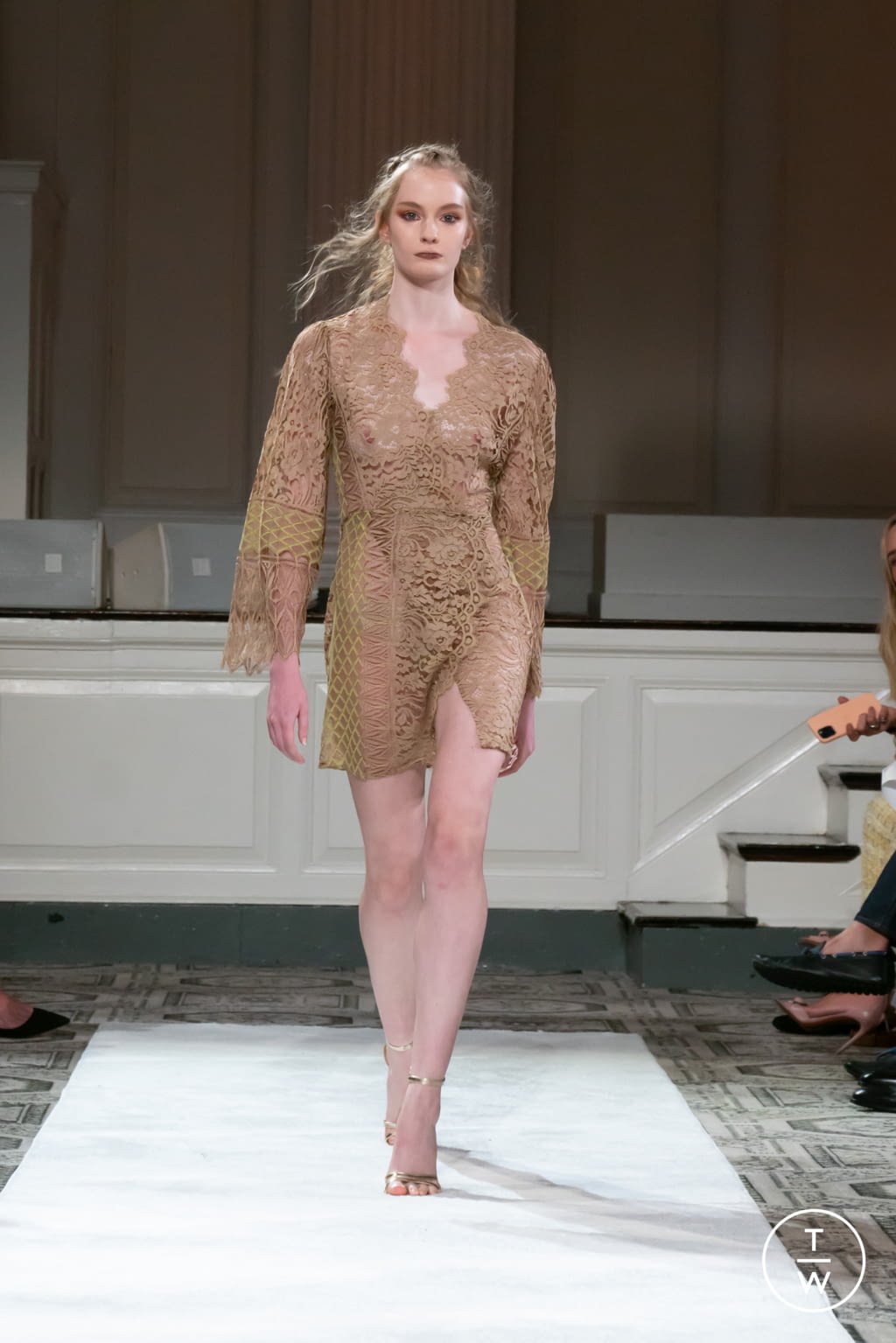 Fashion Week New York Spring/Summer 2022 look 15 from the Frederick Anderson collection womenswear