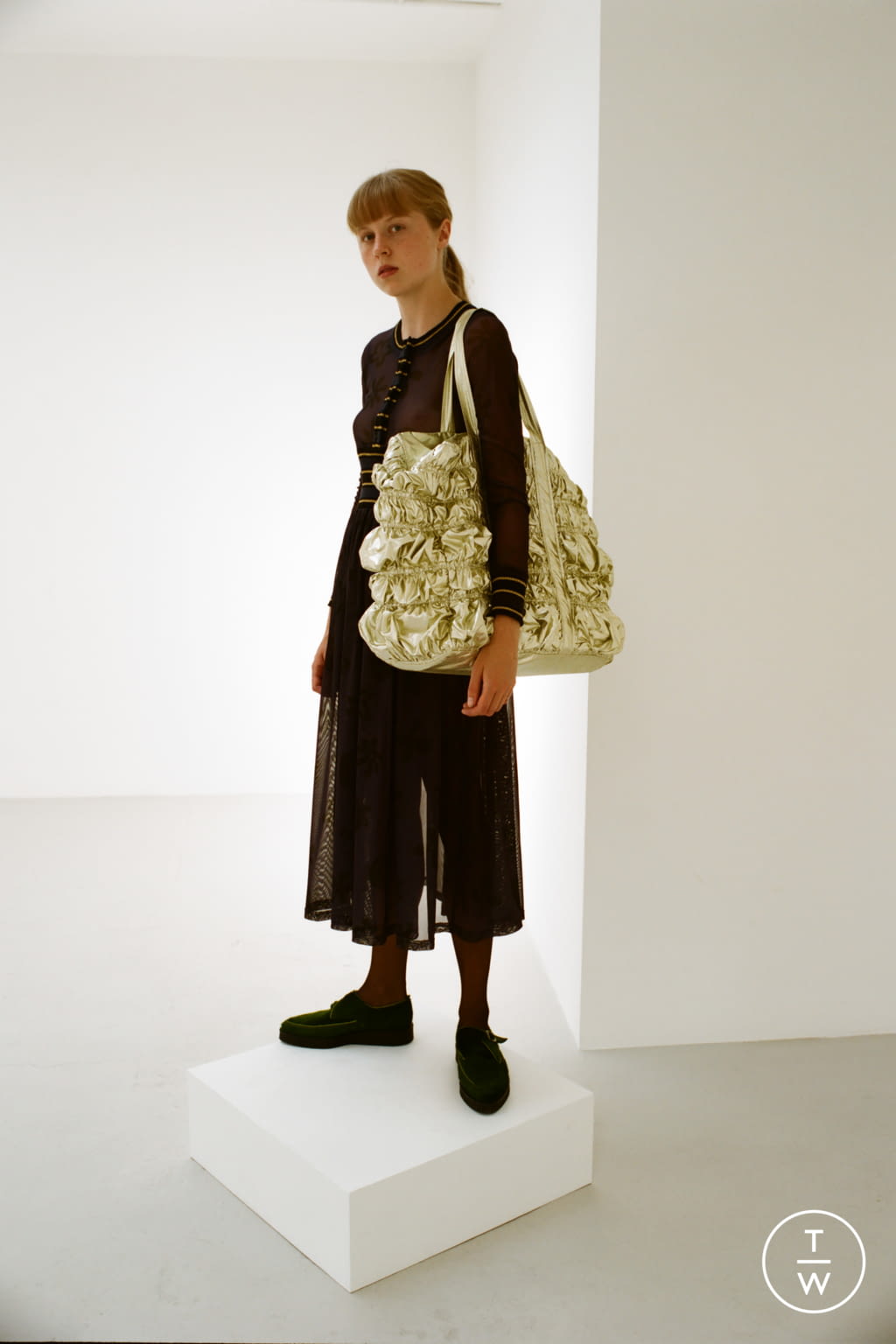 Fashion Week London Resort 2021 look 15 from the Molly Goddard collection 女装