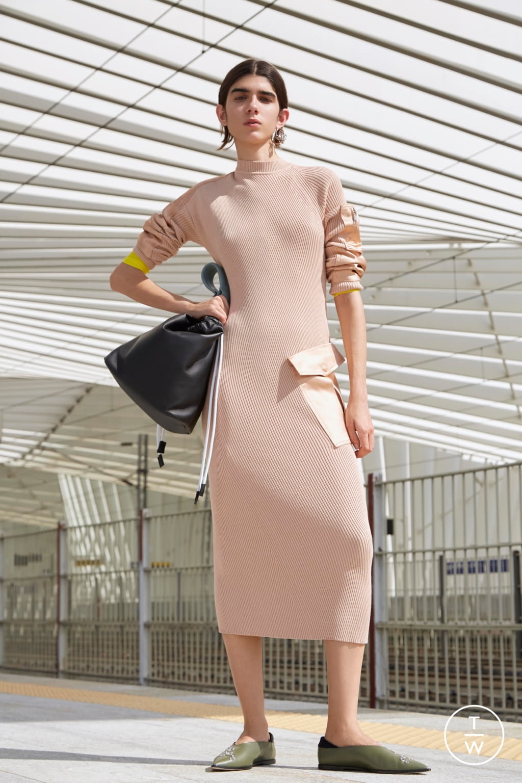 Fashion Week Milan Resort 2019 look 15 from the Sportmax collection 女装
