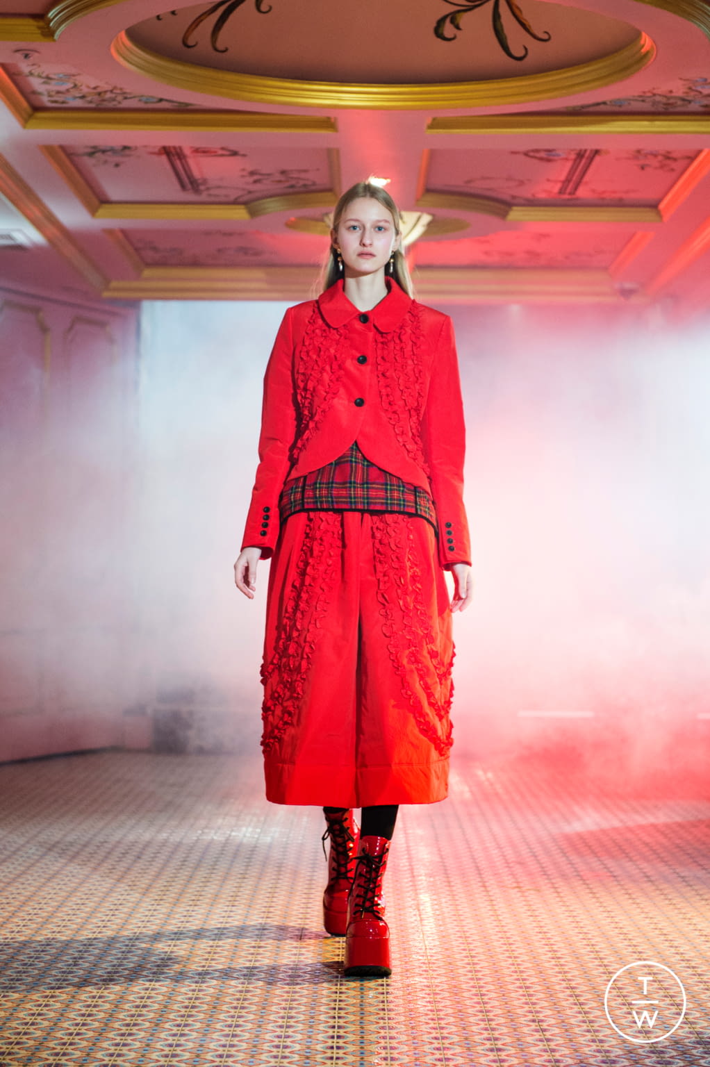 Fashion Week London Fall/Winter 2021 look 14 from the BMUET(TE) collection 女装