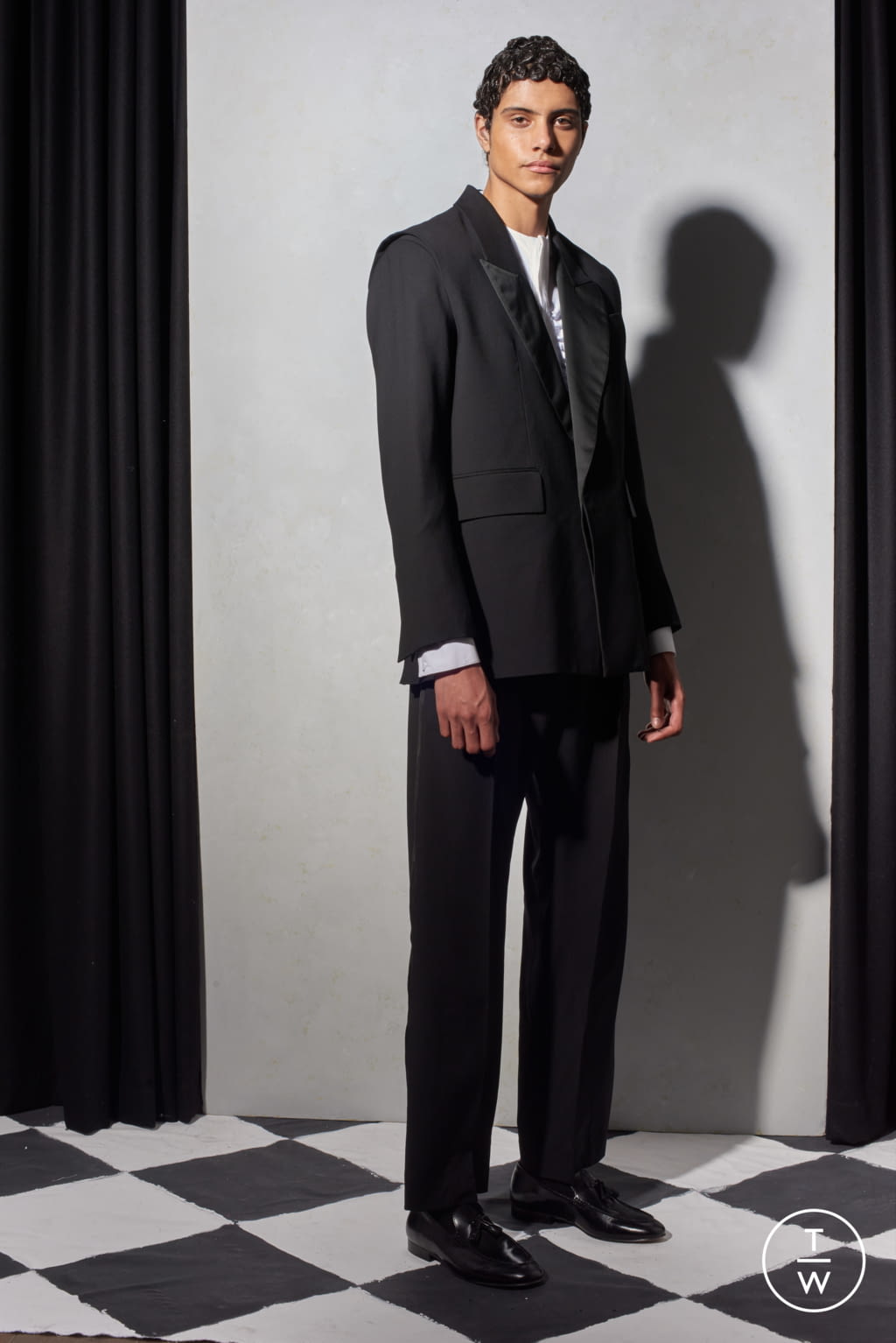 Fashion Week London Fall/Winter 2021 look 15 from the Bianca Saunders collection menswear